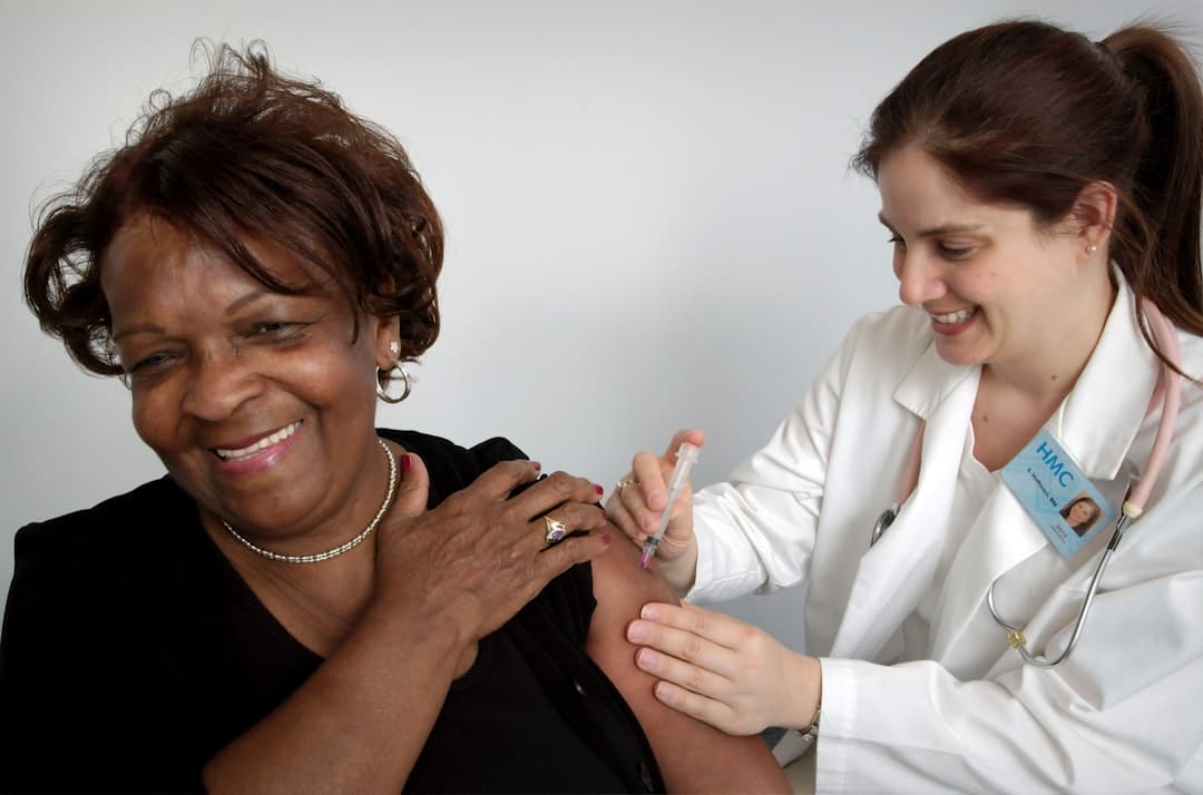 tratamento de verrugas em consulta dermatologia